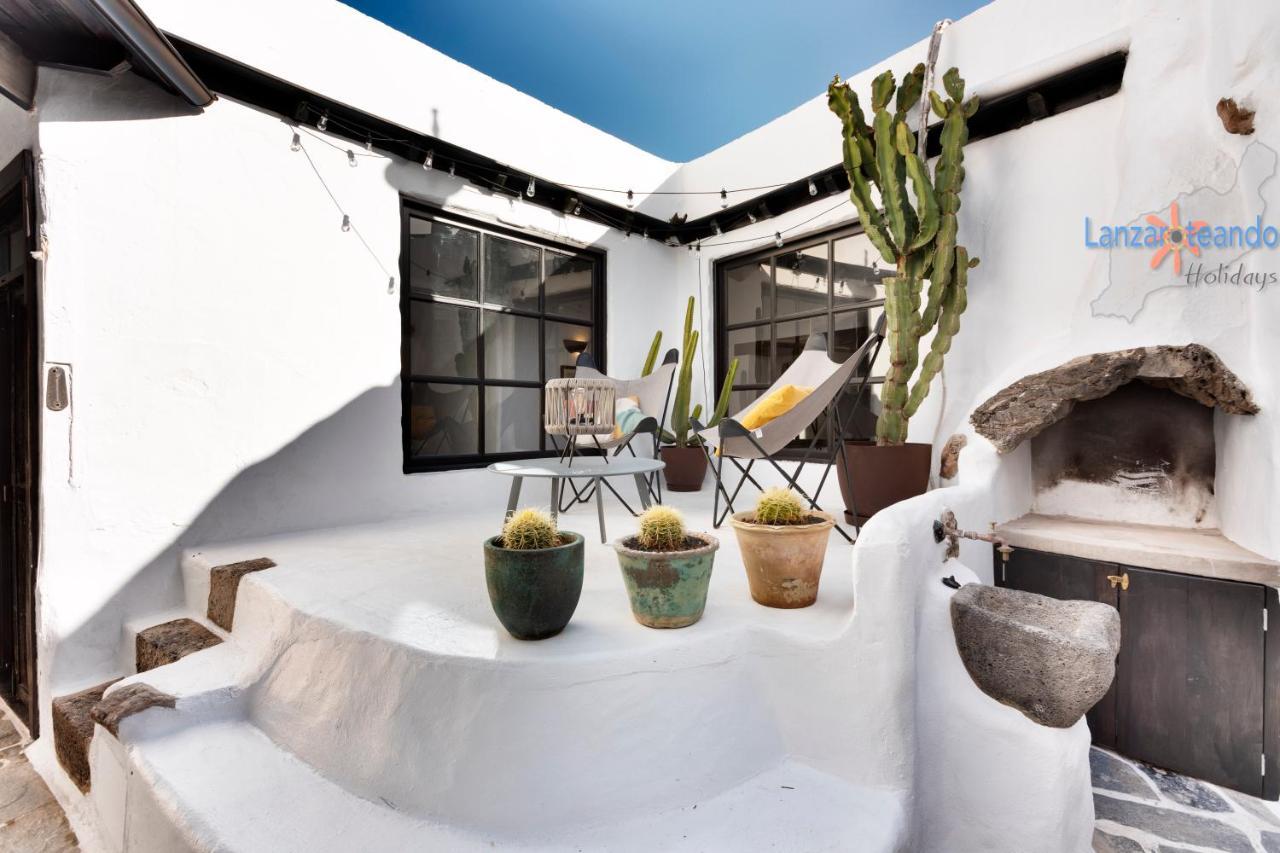 Vivienda Vacacional El Patio De Franky Тегисе Екстериор снимка